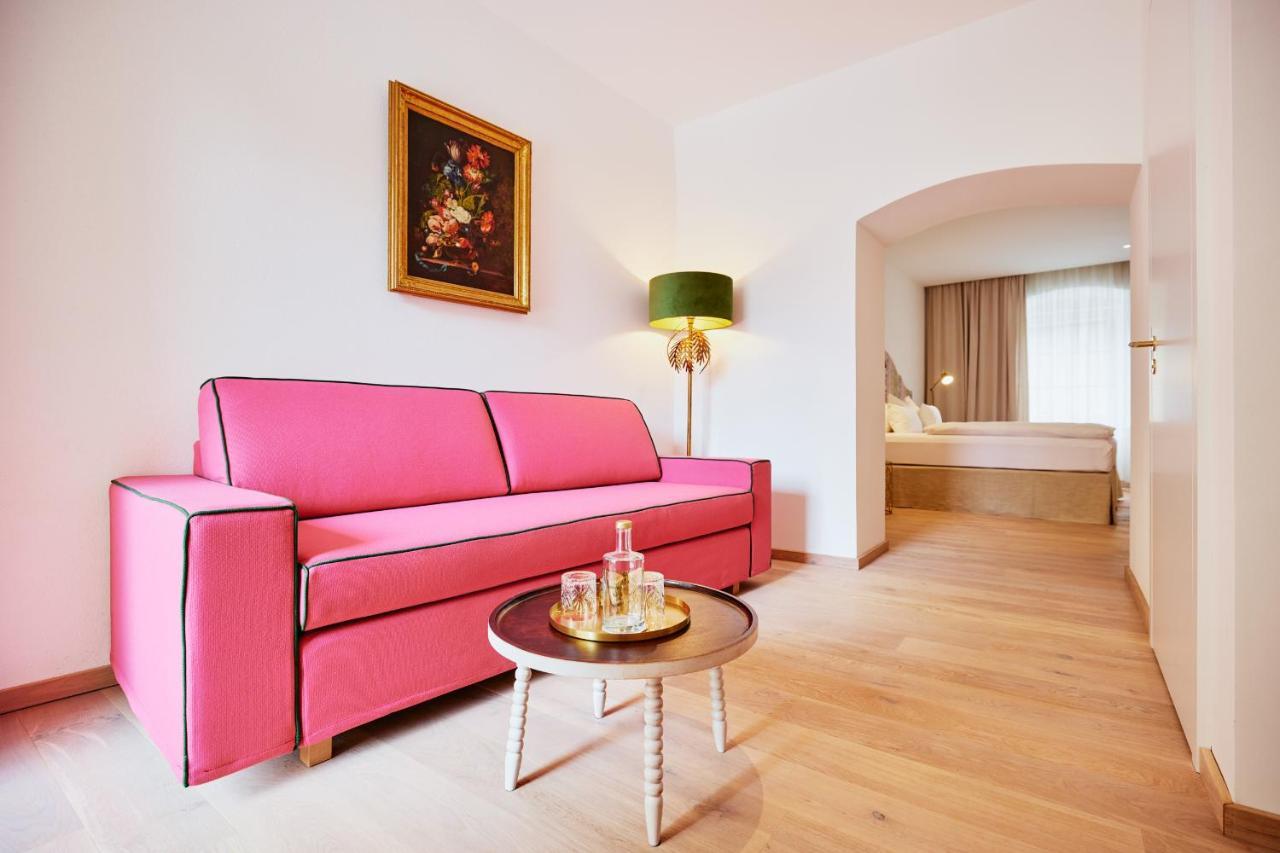 Boutiquehotel Zum Goldenen Hirschen Gmunden Exterior photo