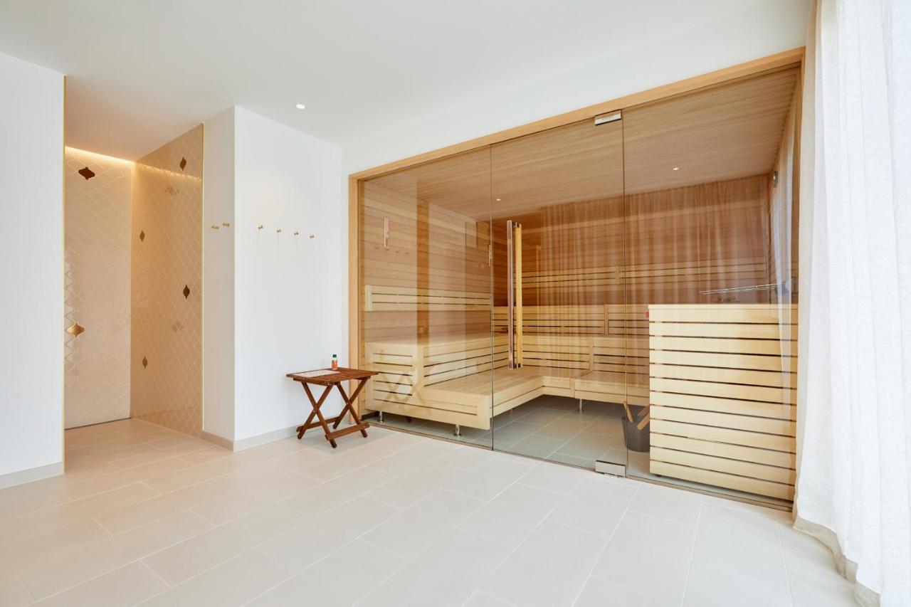 Boutiquehotel Zum Goldenen Hirschen Gmunden Exterior photo